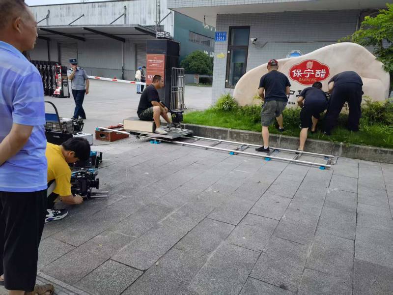 月湖区广告片拍摄公司核心优势：全流程服务，让品牌广告片省心更出彩